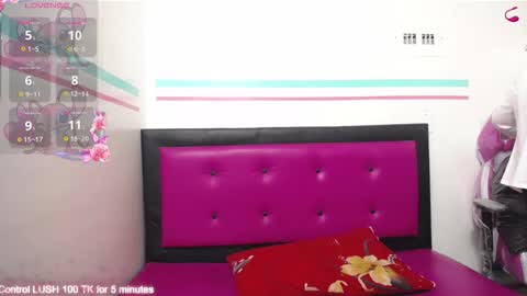 Snapshot of mya_rouse chatting on 12/01/25, 11:37 MYA ROUSE online show from 12/01/25, 11:37