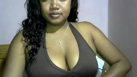 Snapshot of myahmaya chatting on 04/03/26, 08:23 myahmaya online show from 04/03/26, 08:23