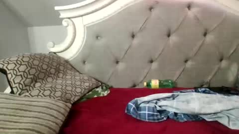 Snapshot of myamedusa chatting on 11/14/25, 02:05 myamedusa online show from 11/14/25, 02:05