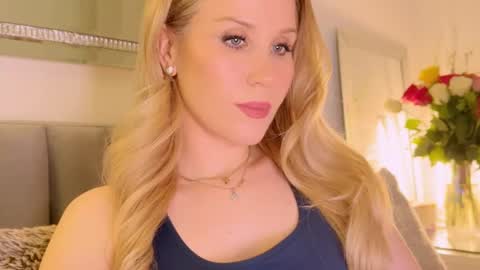 Snapshot of myassistant chatting on 01/20/25, 09:11 Mya-be Yours P online show from 01/20/25, 09:11