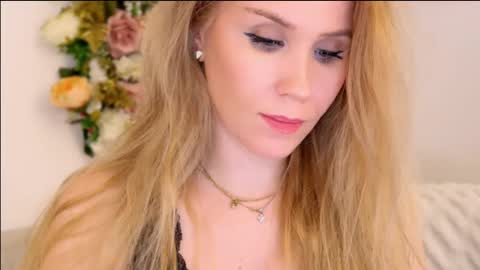 Snapshot of myassistant chatting on 02/28/25, 01:58 Mya-be Yours P online show from 02/28/25, 01:58