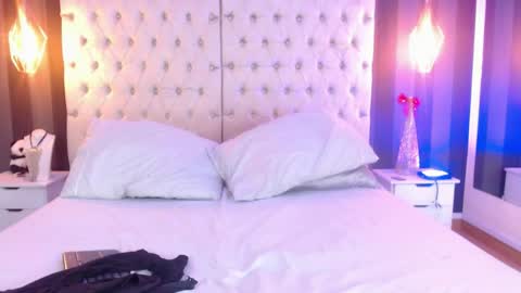    Mya   online show from 04/08/26, 07:03