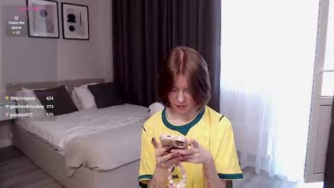 Lana online show from 07/09/26, 11:03