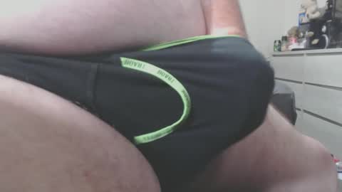 Snapshot of myhotone4u chatting on 12/29/24, 06:56 myhotone4u online show from 12/29/24, 06:56