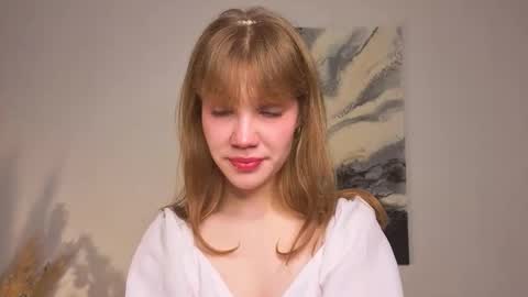 Snapshot of myismira chatting on 11/07/25, 04:01 Mira online show from 11/07/25, 04:01