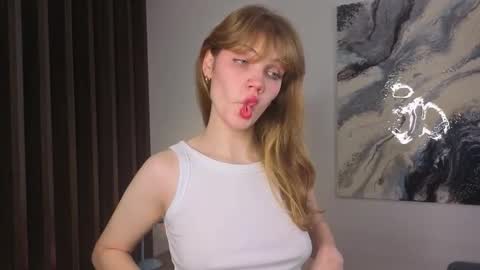 Snapshot of myismira chatting on 11/22/25, 04:11 Mira online show from 11/22/25, 04:11