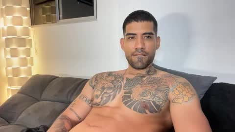 Myke esthetic online show from 01/11/26, 04:28