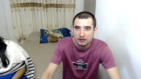 Snapshot of myke_xxx chatting on 01/25/25, 04:23 mike online show from 01/25/25, 04:23