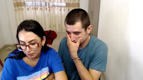 Snapshot of myke_xxx chatting on 01/28/25, 09:50 mike online show from 01/28/25, 09:50