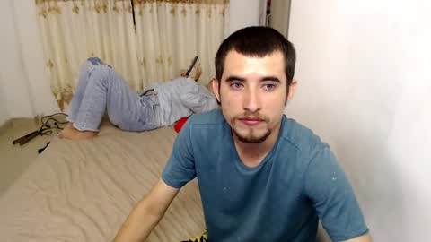 Snapshot of myke_xxx chatting on 02/21/25, 02:50 mike online show from 02/21/25, 02:50