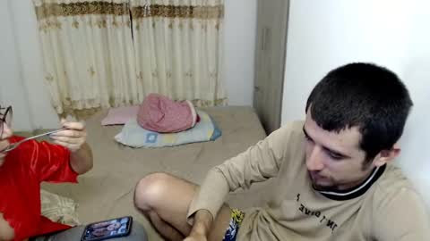 Snapshot of myke_xxx chatting on 02/27/25, 01:38 mike online show from 02/27/25, 01:38