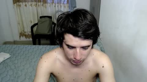 Snapshot of myke_xxx chatting on 11/03/25, 05:03 mike online show from 11/03/25, 05:03