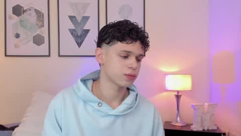 Mykel   online show from 04/12/26, 08:47