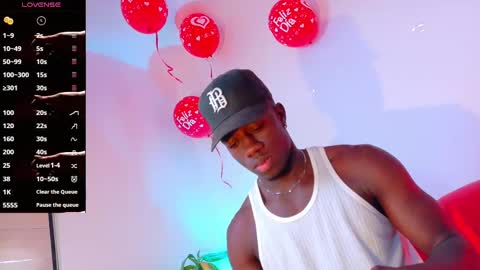 Mylo Wallace  online show from 02/26/25, 04:03