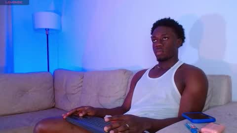 Snapshot of mylowallacee chatting on 02/26/26, 03:05 Mylo Wallace online show from 02/26/26, 03:05