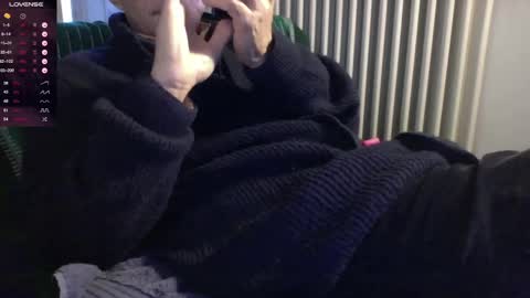 Bi sexy guy lovense hush is on private is open or password show tip if you like. online show from 01/03/25, 03:33