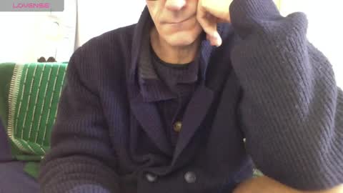 Bi sexy guy lovense hush is on private is open or password show tip if you like. online show from 02/21/25, 12:28