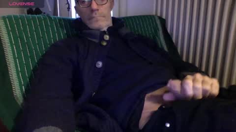 Bi sexy guy lovense hush is on private is open or password show tip if you like. online show from 12/18/25, 07:36