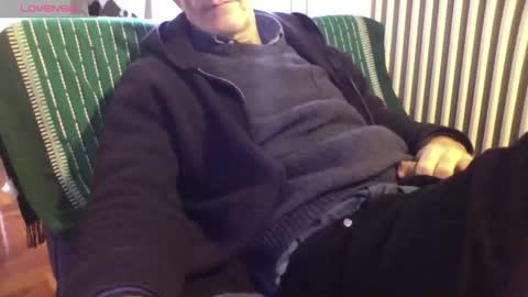 Bi sexy guy lovense hush is on private is open or password show tip if you like. online show from 01/15/26, 11:04