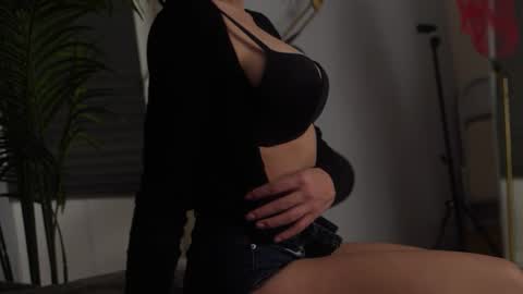 mypassion_ online show from 03/04/26, 03:40