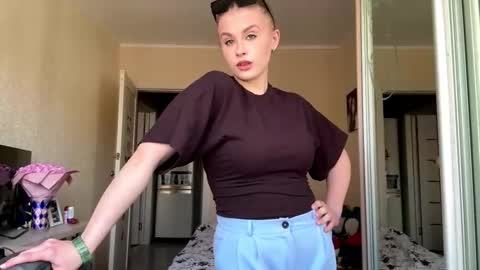 Ele online show from 03/23/26, 07:12