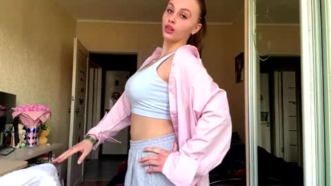 Ele online show from 03/27/26, 07:03