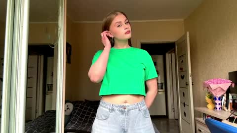 Ele online show from 04/09/26, 07:36