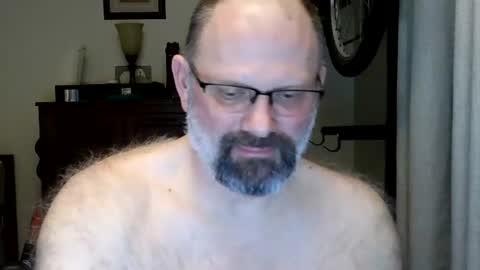 Just hanging out - No pressure online show from 04/11/26, 05:23