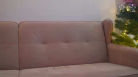 Ariel online show from 12/28/24, 02:32