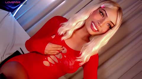 Olivia online show from 02/23/25, 12:37