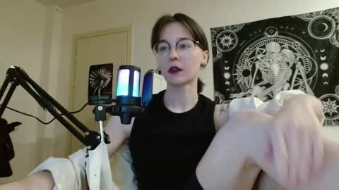 Eve online show from 01/13/26, 04:23