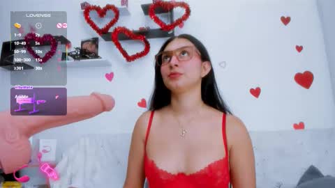 Mystery couple online show from 03/03/26, 09:53