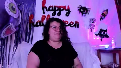 mystery_psique online show from 10/29/25, 03:14