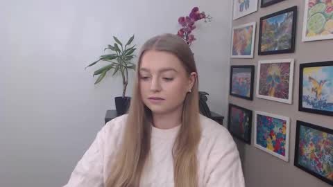 Erica online show from 01/10/25, 12:36