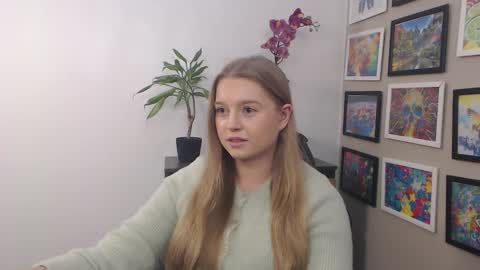 Erica online show from 02/05/25, 08:00