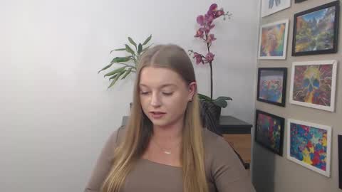 Erica online show from 03/04/25, 09:51