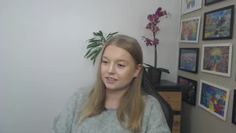 Erica online show from 02/17/26, 02:02