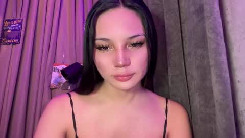 UR GIRL NEXTDOOR online show from 04/21/26, 04:41