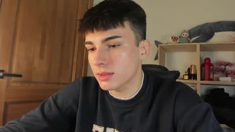 Evan Brown online show from 11/06/25, 01:01