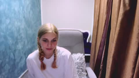 mysticaluna06 online show from 07/14/26, 10:15