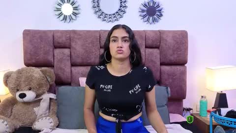 mysticliah online show from 11/10/25, 12:04