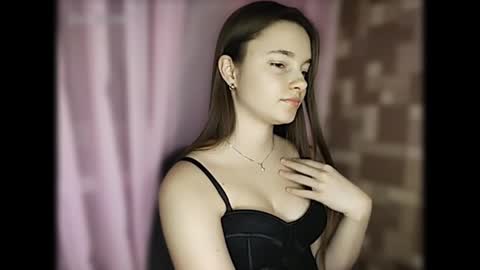 Leya online show from 02/24/26, 07:34