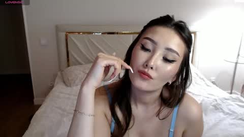 Snapshot of mysticsirenn chatting on 01/24/25, 07:41 mysticsirenn online show from 01/24/25, 07:41