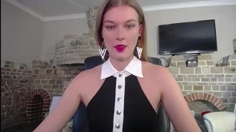 mysticvenus_ online show from 09/17/25, 08:27