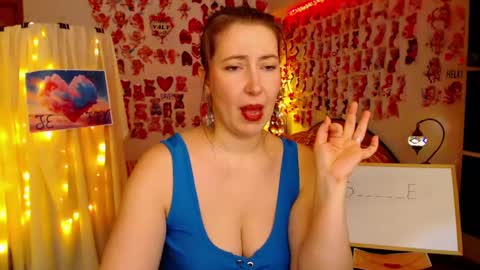 Snapshot of mystydew chatting on 03/08/25, 11:37 MystyDew online show from 03/08/25, 11:37