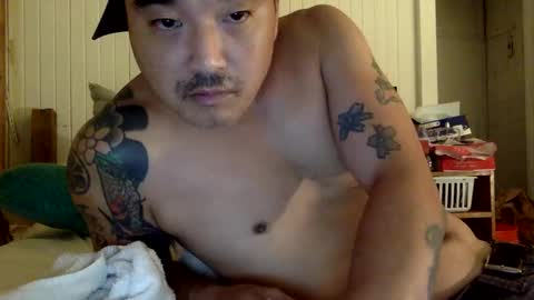 Snapshot of mywi11yisbiggy chatting on 11/16/25, 03:50 str8 dom alphaAsian Daddy type. sorry not bi or curious but i dont judgediscrimenate. online show from 11/16/25, 03:50
