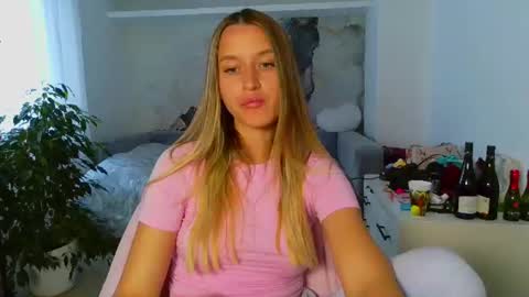 Eva online show from 07/12/26, 01:02
