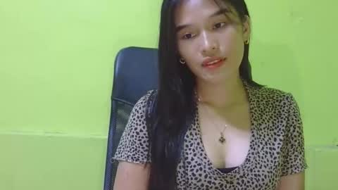 nessa online show from 12/03/25, 10:35