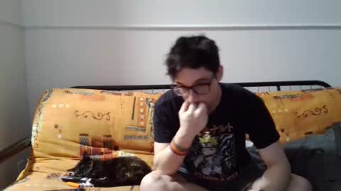 a Ordinary Boy online show from 02/06/26, 11:52