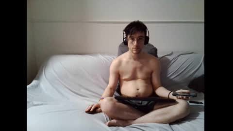 a Ordinary Boy online show from 02/24/26, 01:47